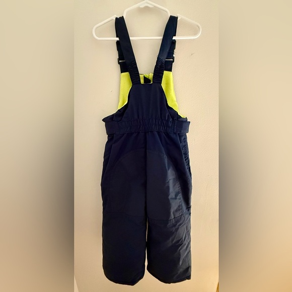 Amazon Essentials Toddler 3T Water Resistant Ski and Snow Bib Overalls - Picture 4 of 9